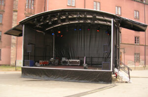 Trailerbühne Freestage Medium ARC - 8m x 6m