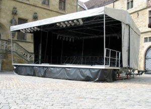 Trailerbühne Willy 60 - 9m x 7m